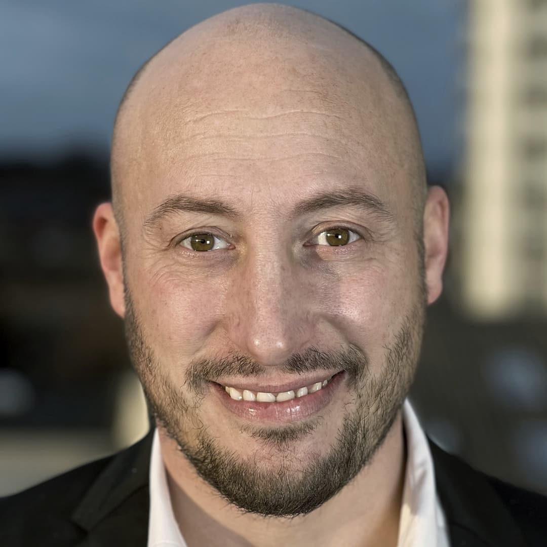 Alexander Gisgold